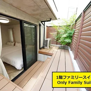 ラフィット東京west アパート 東京都